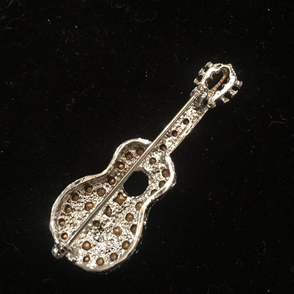 New Guitar Pin, with beautiful crystals - Picture 5 of 5